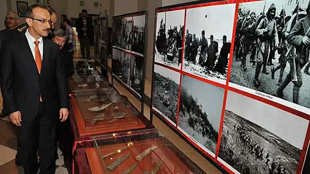 Bir Hilal Uğruna Çanakkale