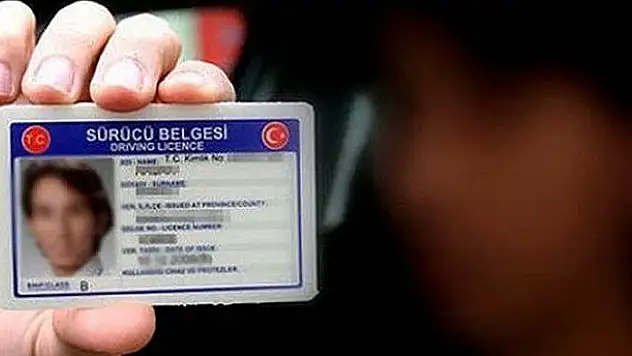 Bir milyondan fazla ehliyet alkolden gitti