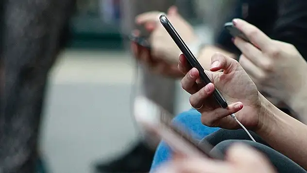 Bir yıl kullanılmayan telefonlar kapatılacak! Resmi Gazete'de yayımlandı
