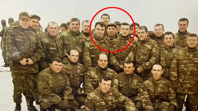 Birlikte bedelli askerlik mi yaptılar? Tarkan ve Sinan Oğan'ın askerlik fotoğrafı gündem oldu