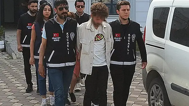 Birlikte olmayı reddeden kız arkadaşını öldürüp, trafik kazası süsü vermek istedi