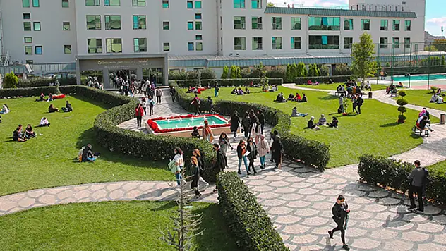 Biruni Üniversitesi 23 öğretim üyesi alacak
