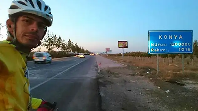 Bisiklet tutkunu iki ayda 9 bin 300 kilometre yol aldı