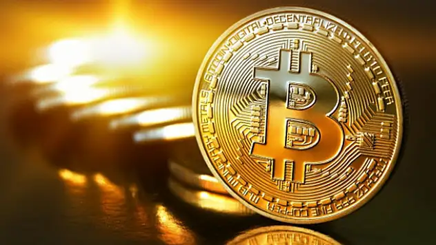 Bitcoinin fiyatı altını solladı