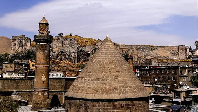 Bitlis'te taşınmazlar satılacak