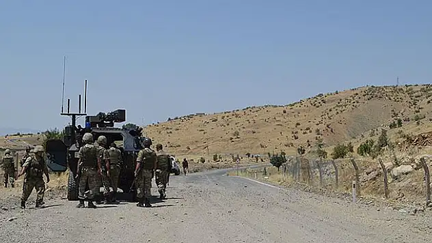 Bitlis'te terör saldırısı: 4 asker şehit