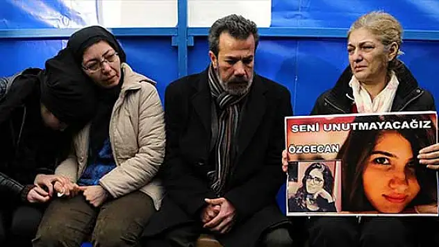 Bize yüklenen acıyı milyonlarca insan paylaşıyor