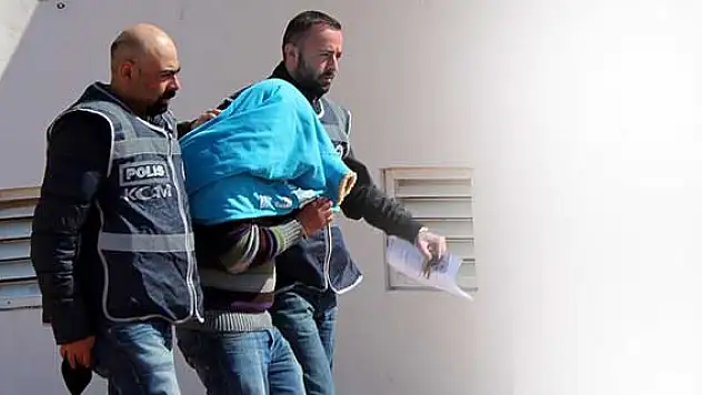Bodrum'da kaçakları taşıyan teknenin batması