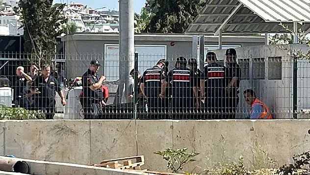 Bodrum'da kanalizasyon terfi merkezinde temizlik yapan işçiler zehirlendi: 1 ölü, 2 yaralı
