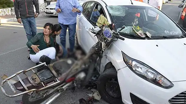 Bodrum'da otomobil ile motosiklet çarpıştı
