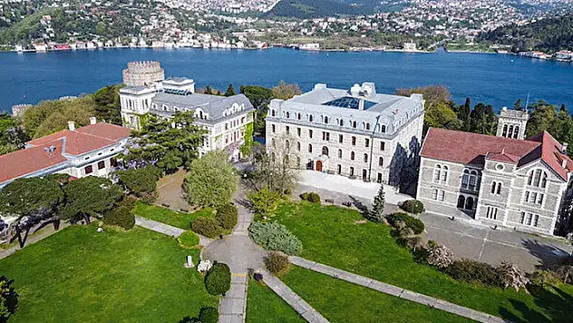 Boğaziçi Üniversitesi 15 sözleşmeli personel alacak
