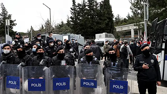 Boğaziçi Üniversitesindeki gösterilerde 159 kişi gözaltına alındı! 98'i serbest bırakıldı