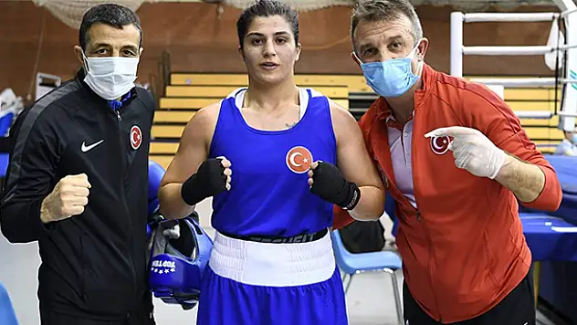 Boksörlerden 2 altın, 2 bronz