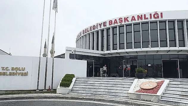Bolu Belediyesinde 'araç kiralamada usulsüzlüğe' ilişkin 22 gözaltı