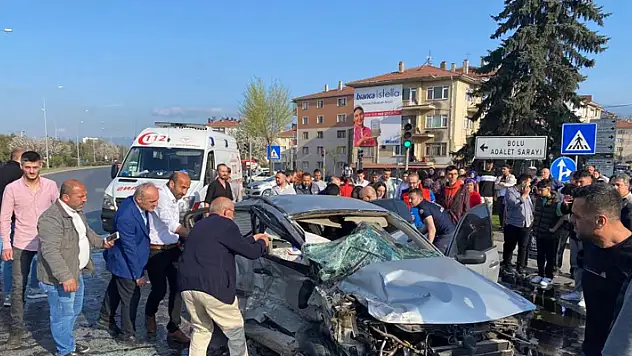 Bolu'da feci kaza: 2 ölü, 1 yaralı
