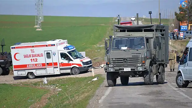 Bombalı saldırıda yaralanan asker şehit oldu