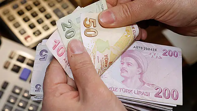Borçlanmayı yeni yıla bırakan SGK'lılar zararda
