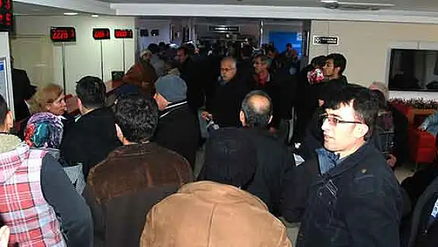 Borçlular sıraya girdi
