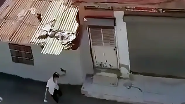 Borçlusunun evine kurusıkı tabancayla ateş açıp, tehdit etti
