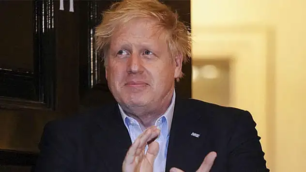 Boris Johnson yoğun bakımdan çıktı
