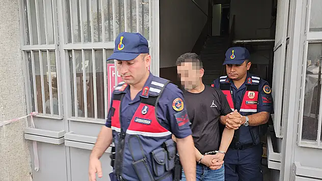 Boşandığı eşe bıçak zoruyla cinsel saldırı iddiasında sanığa 20 yıla kadar hapis istendi