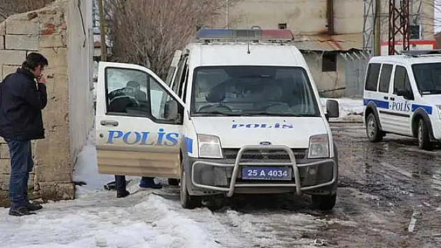 Boşanmak isteyen eşini vurdu
