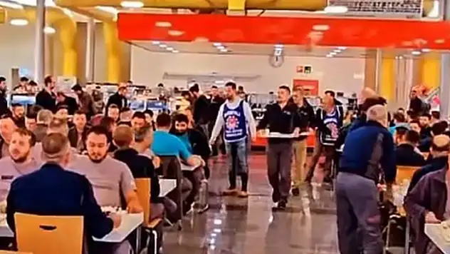 Bosch fabrikasında işçilerin eylem sürüyor: Burası BOSCH cepler boş