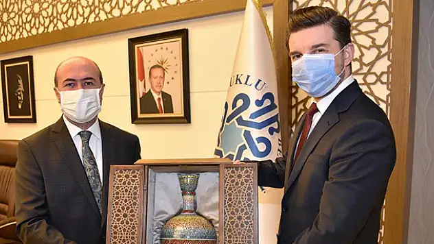 Bosna Hersek Büyükelçisi Alagic'ten Başkan Pekyatırmacı'ya ziyaret