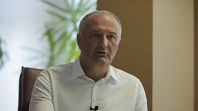 Bosna Hersek Savunma Bakanı Helez, dünyanın istikrarlı bir Türkiye'ye ihtiyacı olduğunu söyledi
