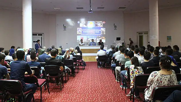 Bozkır'da 'Doğa ve Kariyer' konferansı