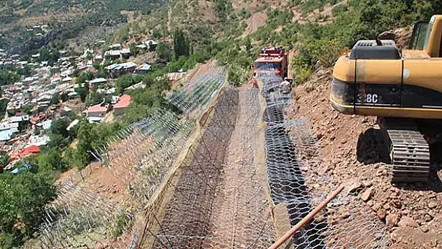 Bozkır'da 'kaya ıslah çalışması' yapıldı
