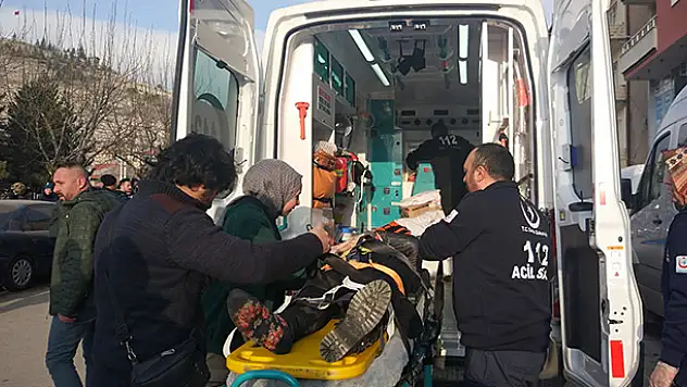 Bozkır'da motosikletin çarptığı yaya yaralandı