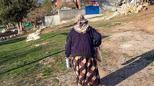 Bozkır'da STK'lar Ramazan boyunca ihtiyaç sahiplerine sıcak yemek yardımı