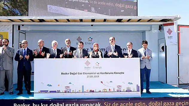 Bozkır doğalgaza kavuştu