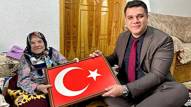 Bozkır Kaymakamı Turan, yaşlılara ziyarette bulundu
