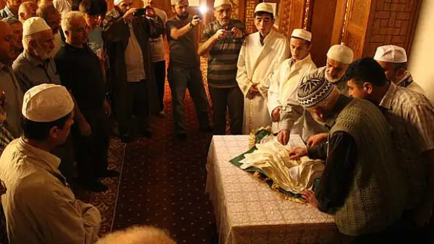 Bozkır Saadet Camisi'nde Sakal-ı Şerif ziyareti yapıldı