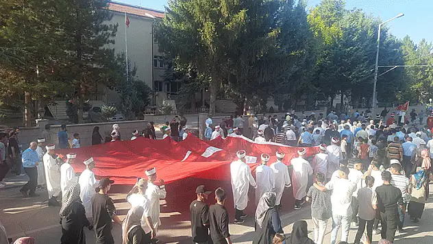 Bozkır'da hafızlık eğitimi tamamlayan 41 öğrenciye icazet belgesi verildi