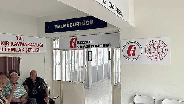 Bozkır'da Mal Müdürlüğü kapatıldı, yerine Vergi Dairesi Müdürlüğü kuruldu