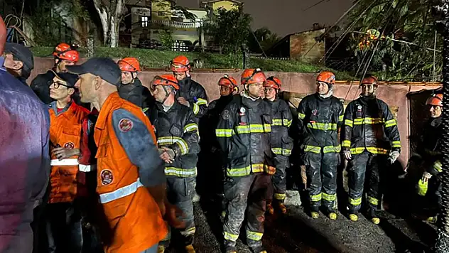 Brezilya'da uçak enkazından 62 kişinin cansız bedeni çıkarıldı
