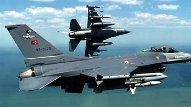 Bu kez Yunan deniyor! F-16'lara taciz