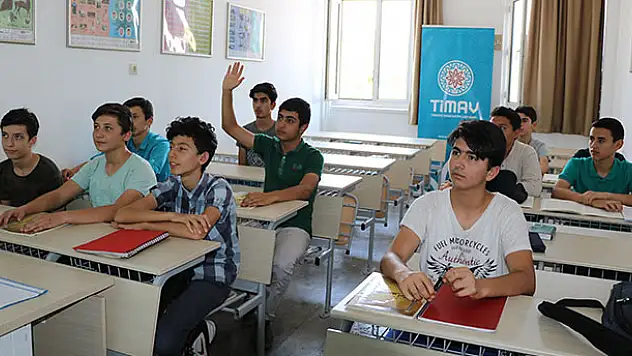 Bu köy Arapça konuşturuyor