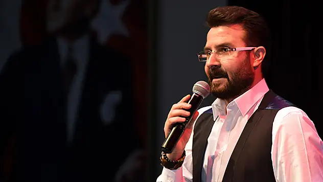 Bu mailler sosyal medyayı salladı! Bedirhan Gökçe FETÖ'cü mü?