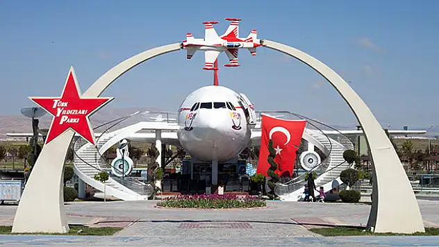Bu parkın manzarası 'Türk Yıldızları'