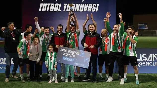 Bu turnuvada dostluk kazandı