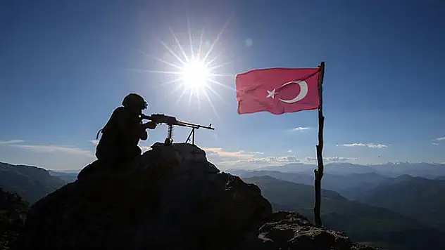 Bugün düzenlenen operasyonlarda 7 terörist etkisiz hale getirildi