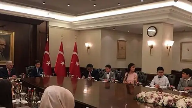 Bugün kabinede söz çocukların!