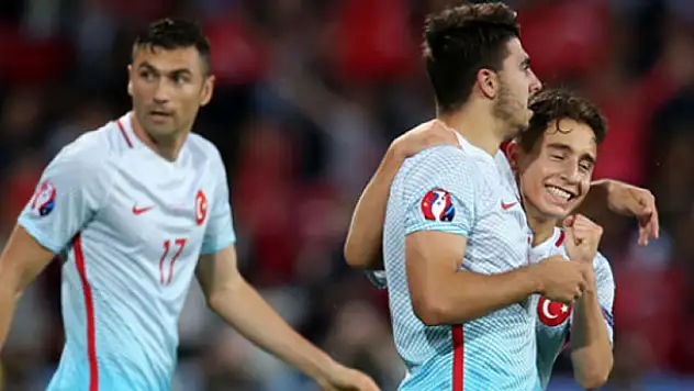 Burak Yılmaz'dan Emre Mor açıklaması