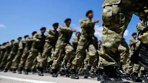 Burdur'da askeri birlikte koronavirüs salgını! Valilikten son dakika açıklama