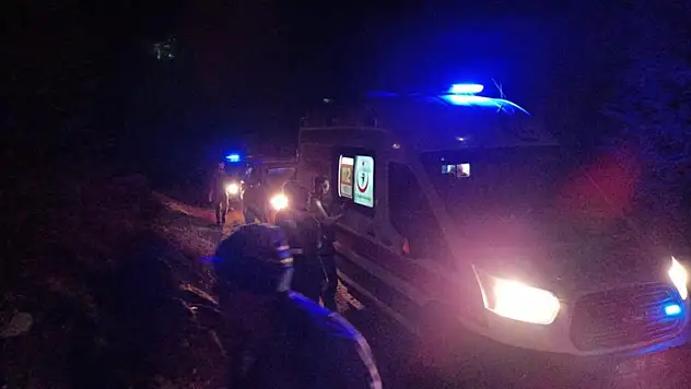 Burdur'da mermer ocağında kamyon devrildi, 1 işçi ağır yaralandı
