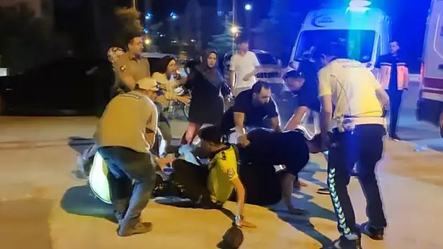 Burdur'da meydana gelen trafik kazasının ardından ortalık savaş alanına döndü
